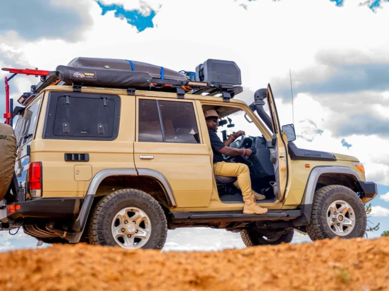 Land Cruiser TX Ronaldo hire in Uganda car hire with a driver to bwindi