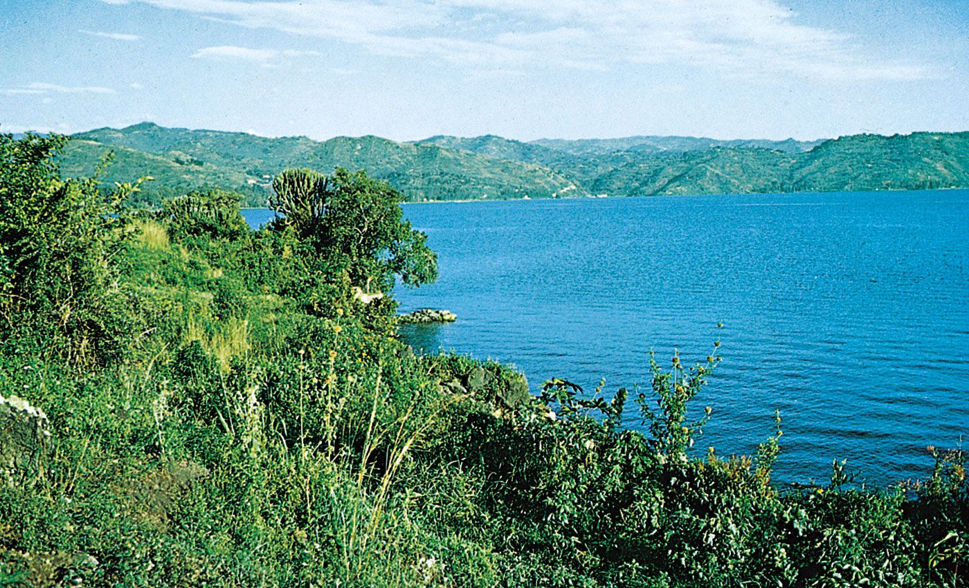 Uganda wildlife safari adventure
